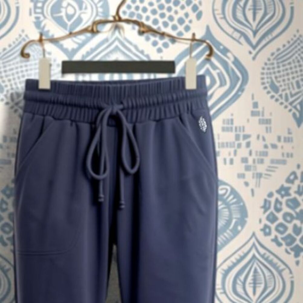 Free People FP Movement Sunny Skinny Sweatpants - Black, XS (Like New) - Picture 5 of 5